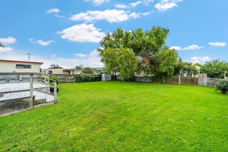 Photo of property in 4 Collett Street, Naenae, Lower Hutt, 5011