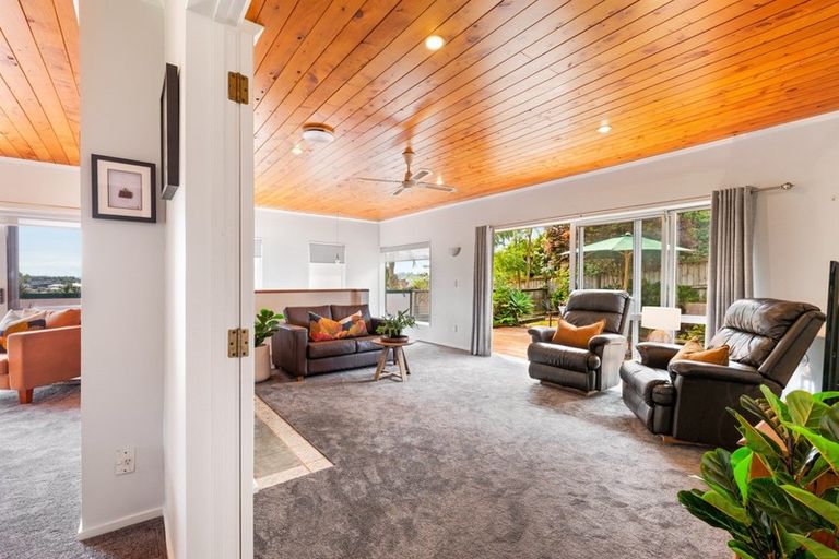 Photo of property in 133 Greenhithe Road, Greenhithe, Auckland, 0632