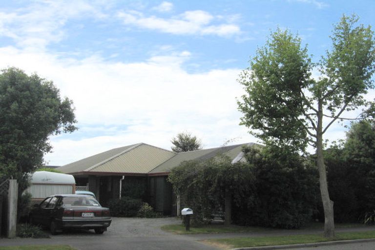 Photo of property in 16 Murmont Street, Bishopdale, Christchurch, 8053