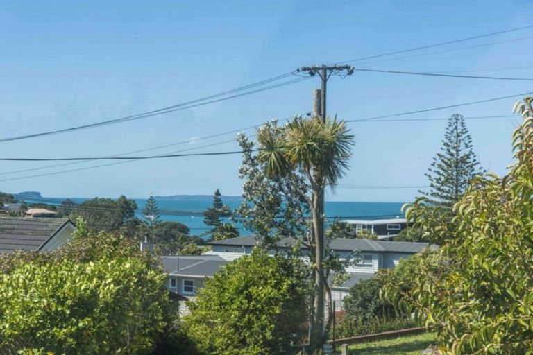 Photo of property in 1/34 Beulah Avenue, Rothesay Bay, Auckland, 0630
