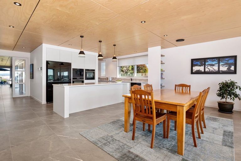 Photo of property in 66 Oceanview Road, Mount Maunganui, 3116