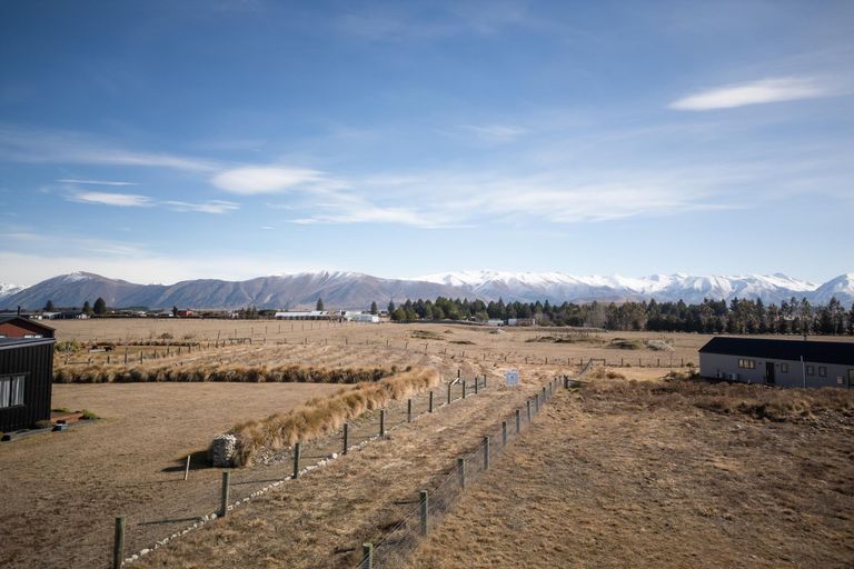 Photo of property in 10 Jocks Terrace, Twizel, 7901