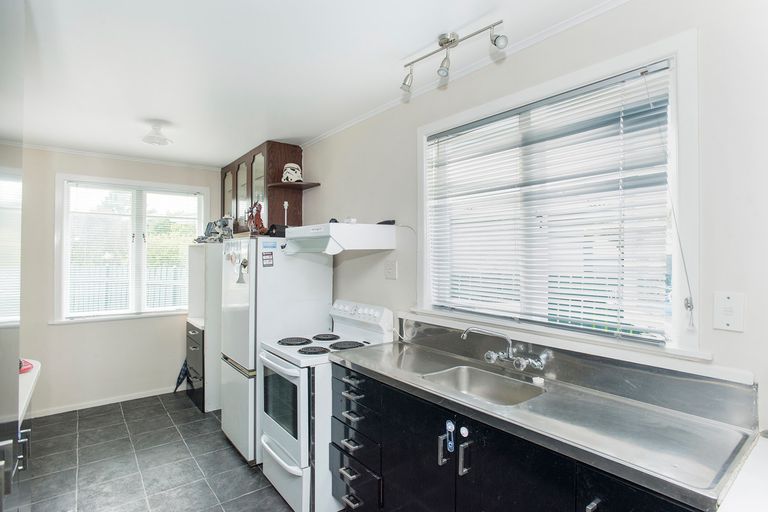 Photo of property in 1 Keiha Street, Riverdale, Gisborne, 4010