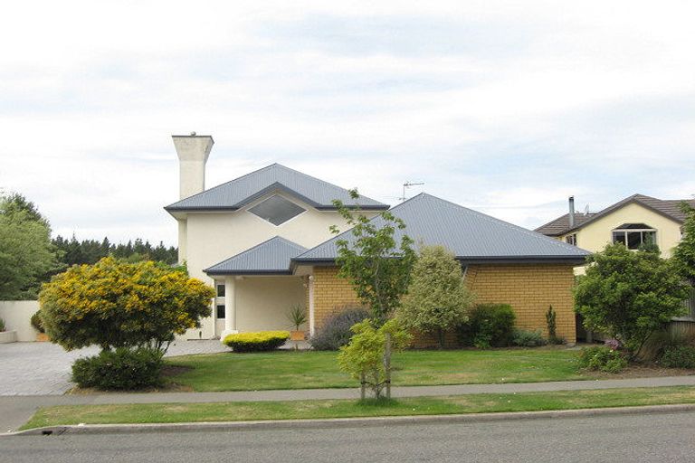 Photo of property in 73 Forest Drive, Parklands, Christchurch, 8083