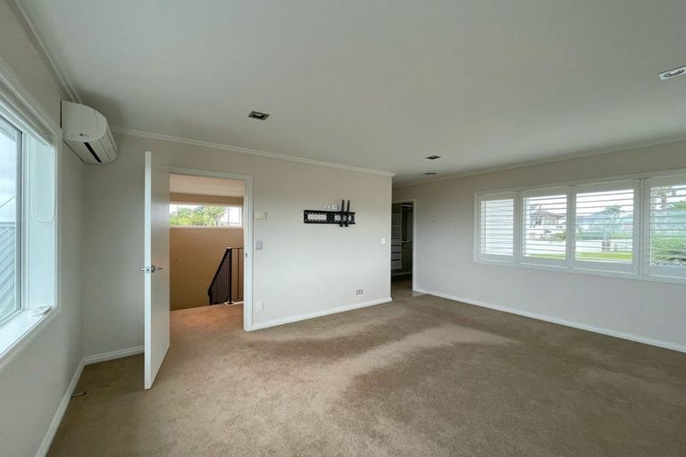 Photo of property in 9 Castor Bay Road, Castor Bay, Auckland, 0620
