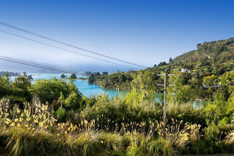 Photo of property in 152 Doctors Point Road, Waitati, 9085