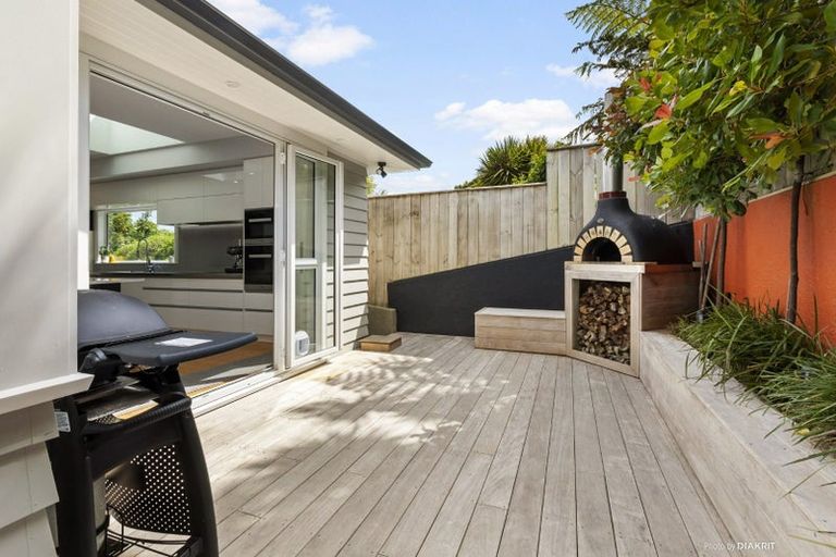 Photo of property in 82 Messines Road, Karori, Wellington, 6012