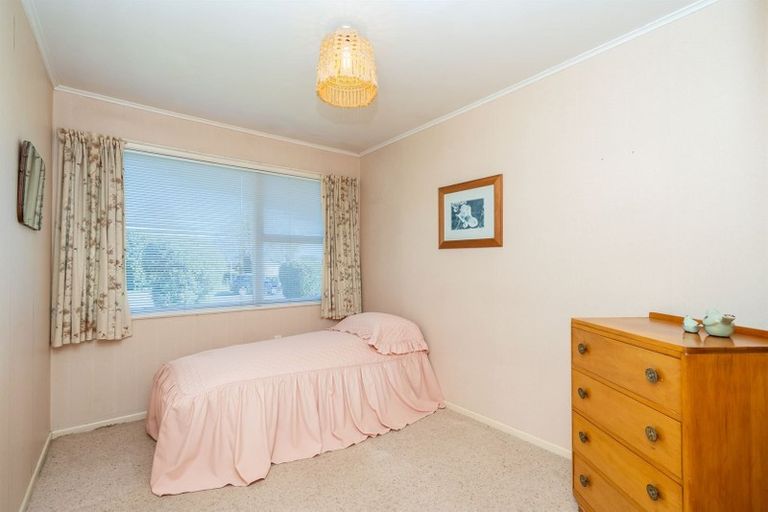 Photo of property in 32 Resthill Crescent, Glenview, Hamilton, 3206