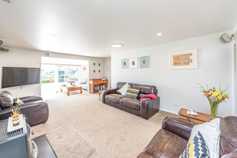 Photo of property in 111 Peat Avenue, Kai Iwi, Whanganui, 4574