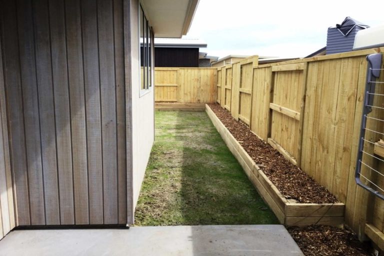 Photo of property in 2 Pikao Retreat, Papamoa Beach, Papamoa, 3118