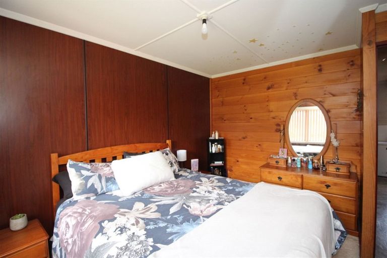 Photo of property in 54 Pohutukawa Drive, Tokoroa, 3420