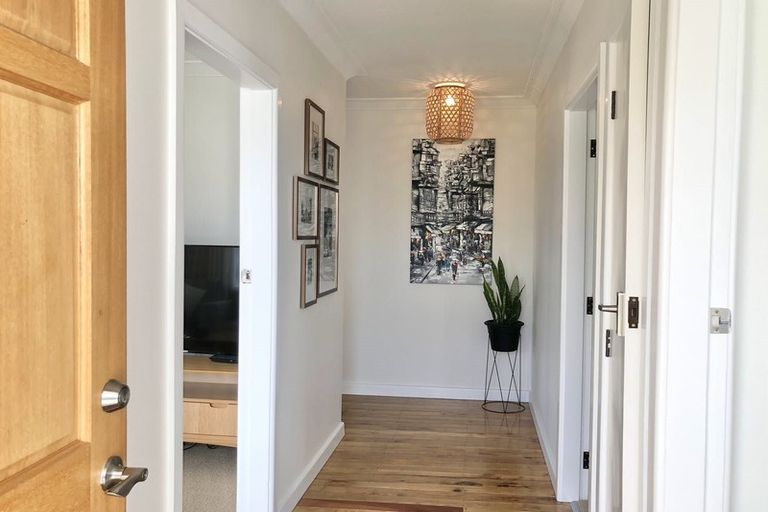 Photo of property in 83 Lorna Street, Lynmouth, New Plymouth, 4310