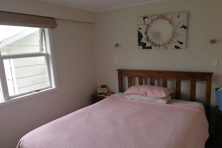Photo of property in 30 Donovan Road, Paraparaumu Beach, Paraparaumu, 5032