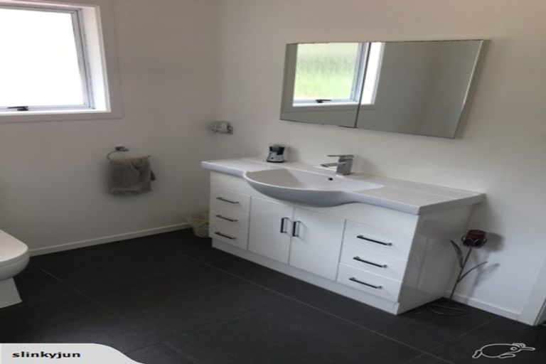 Photo of property in 16 Swainson Street, Naenae, Lower Hutt, 5011