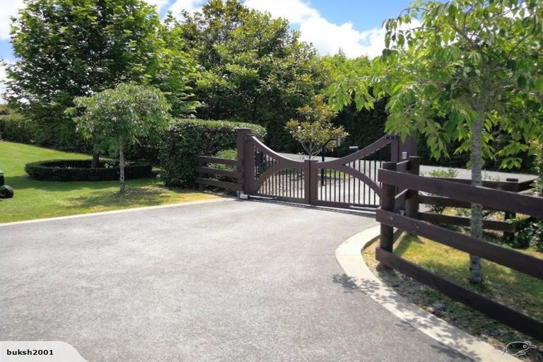 Photo of property in 101 Gervin Road, Wainui, Silverdale, 0992