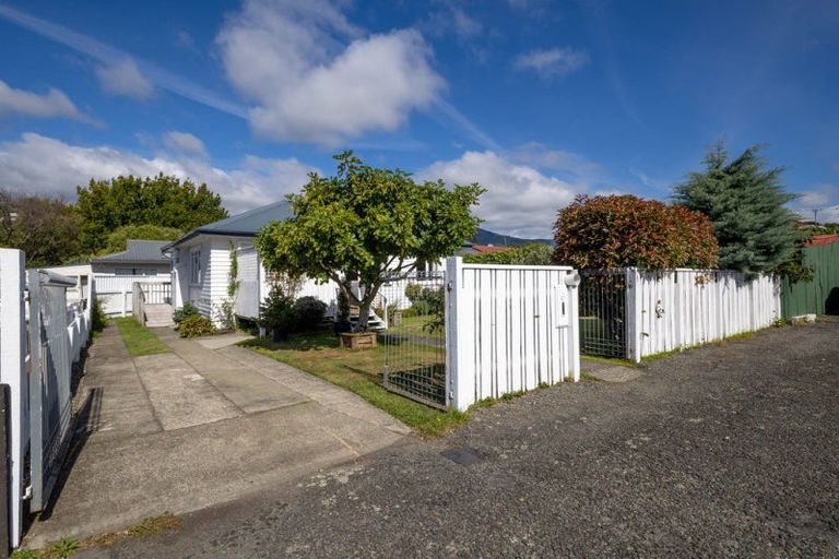 Photo of property in 6 Rimu Street, Toi Toi, Nelson, 7010