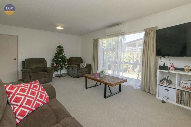 Photo of property in 3/427 Gloucester Street, Taradale, Napier, 4112