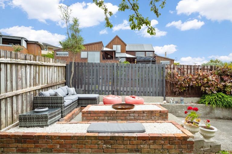 Photo of property in 68 Moana View Road, Waikawa, Picton, 7220