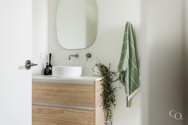 Photo of property in 56 Karewa Parade, Papamoa Beach, Papamoa, 3118