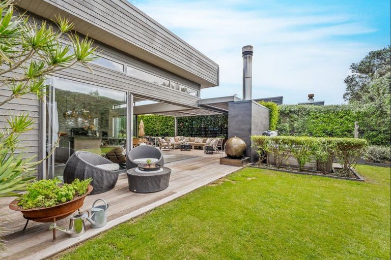 Photo of property in 25 Tohora Crescent, Omaha, Warkworth, 0986