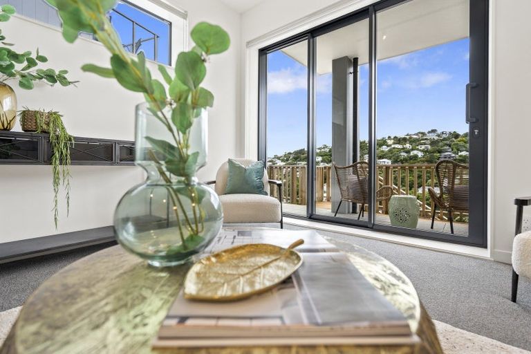 Photo of property in 2/69 Tiketike Way, Brooklyn, Wellington, 6021