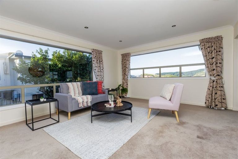 Photo of property in 22 Sandybrow, Churton Park, Wellington, 6037