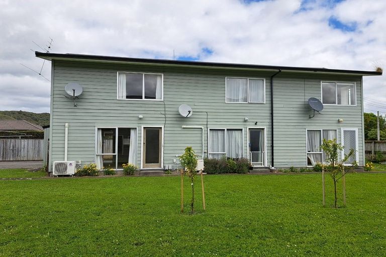 Photo of property in 8/46 King Street, Ebdentown, Upper Hutt, 5018