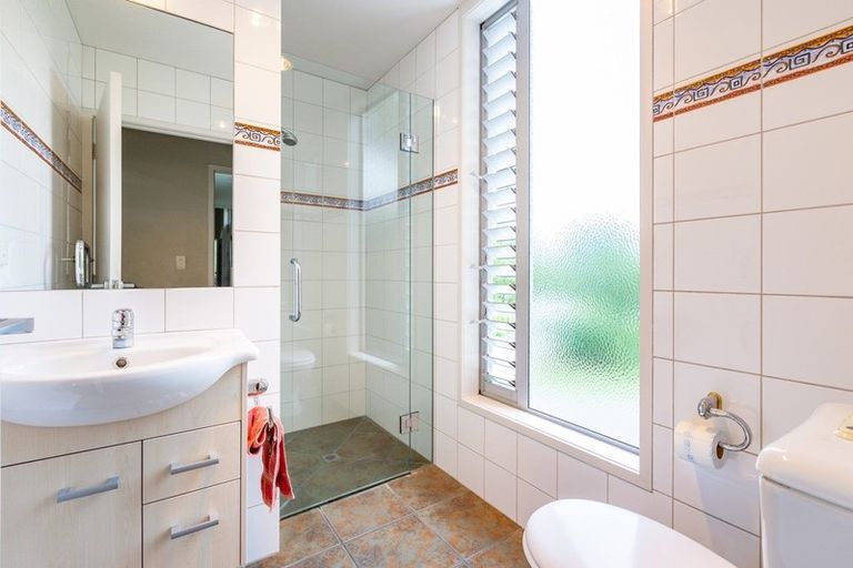 Photo of property in 56 Old Waipu Road, Mangawhai, 0505