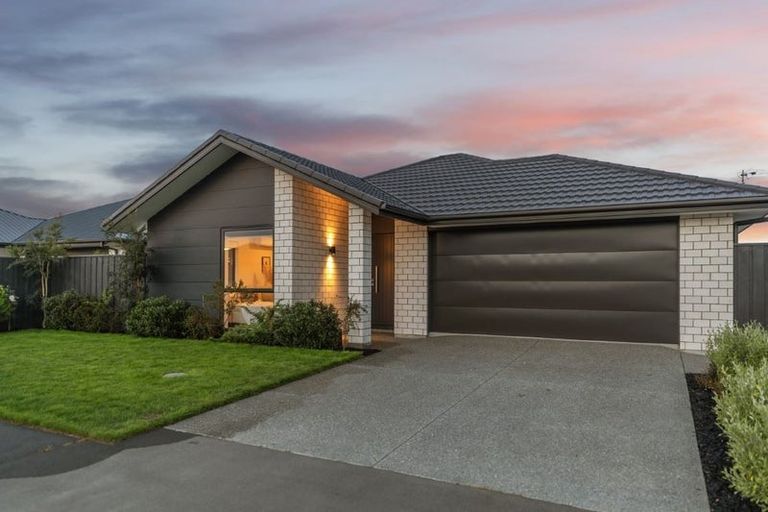 Photo of property in 5 Hoffman Street, Marshland, Christchurch, 8083