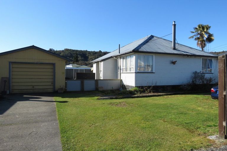 Photo of property in 101 Buller Road, Reefton, 7830