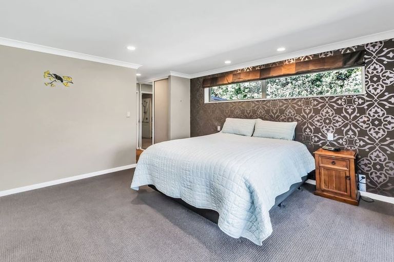 Photo of property in 4 Perrin Place, Darfield, 7510