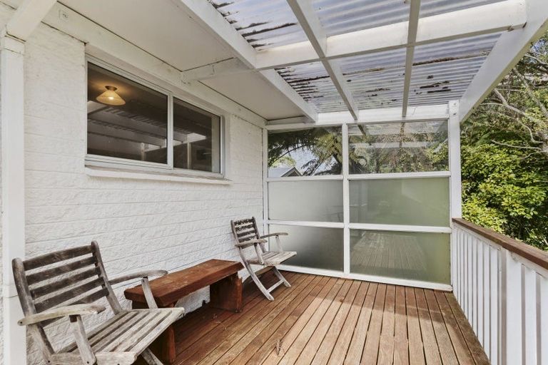Photo of property in 20 Mayfair Place, Westown, New Plymouth, 4310