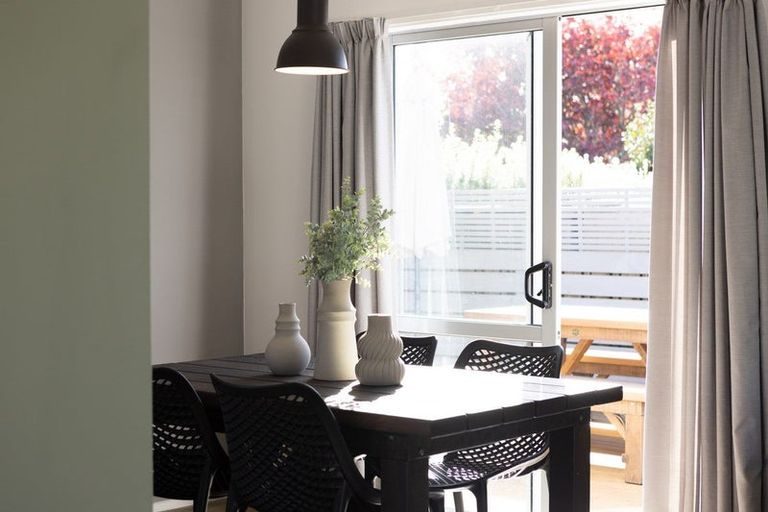 Photo of property in 11a Dallas Place, Leamington, Cambridge, 3432