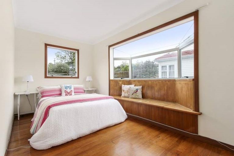 Photo of property in 25 Bremner Avenue, Mount Roskill, Auckland, 1041