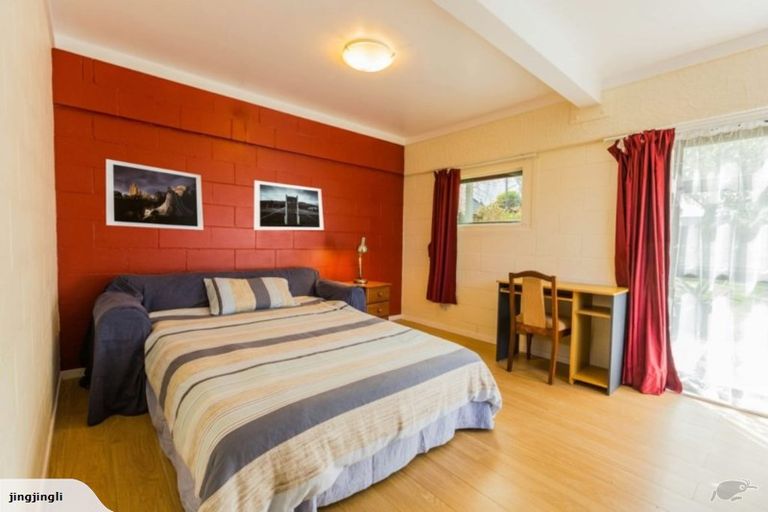 Photo of property in 95 Clovelly Road, Bucklands Beach, Auckland, 2012