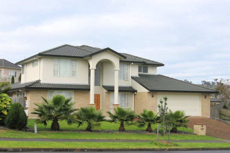 Photo of property in 70 Westerham Drive, Dannemora, Auckland, 2016