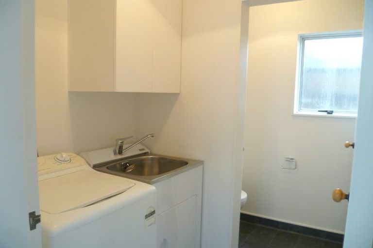 Photo of property in 4/27 Kenwyn Terrace, Newtown, Wellington, 6021