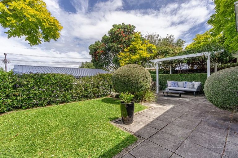 Photo of property in 1/35 Nile Road, Milford, Auckland, 0620