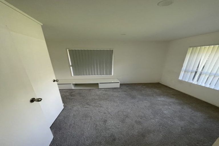 Photo of property in 42 Michael Jones Drive, Flat Bush, Auckland, 2019
