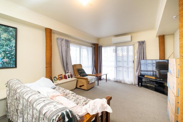 Photo of property in 1a Hornsey Road, Bluff Hill, Napier, 4110