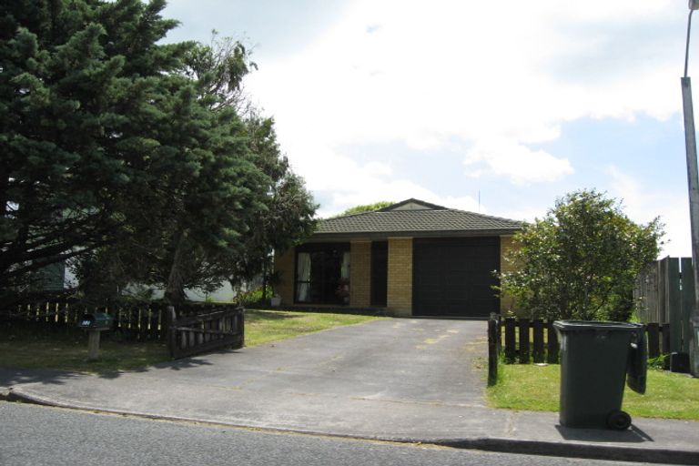 Photo of property in 12 Pinotage Place, Huapai, Kumeu, 0810