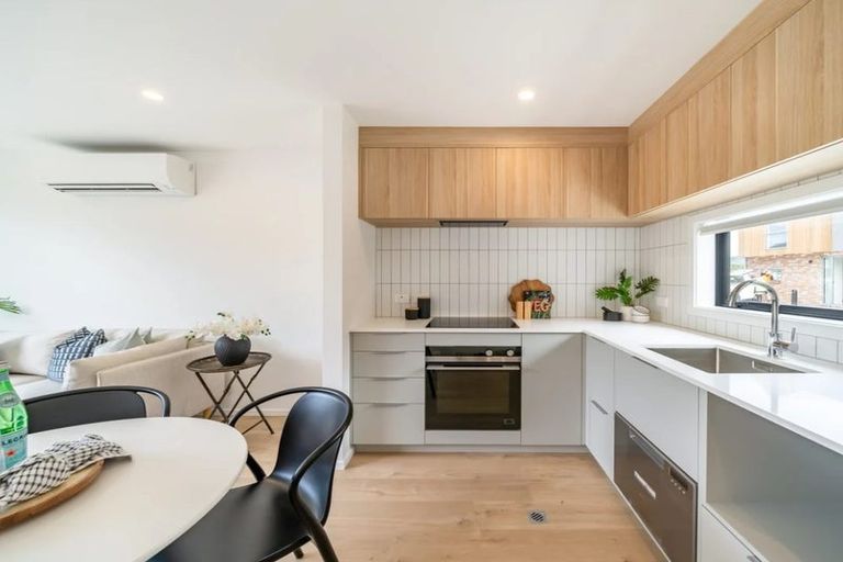 Photo of property in 11/1 Rainey Grove, Taita, Lower Hutt, 5011