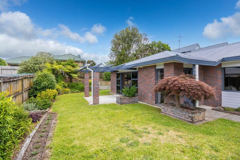 Photo of property in 20 Hollinger Place, Nawton, Hamilton, 3200