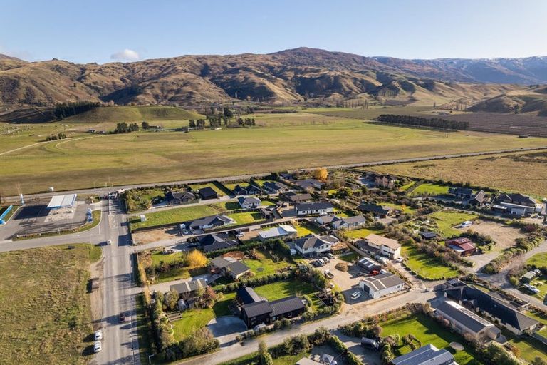 Photo of property in 1 Riesling Way, Cromwell, 9310