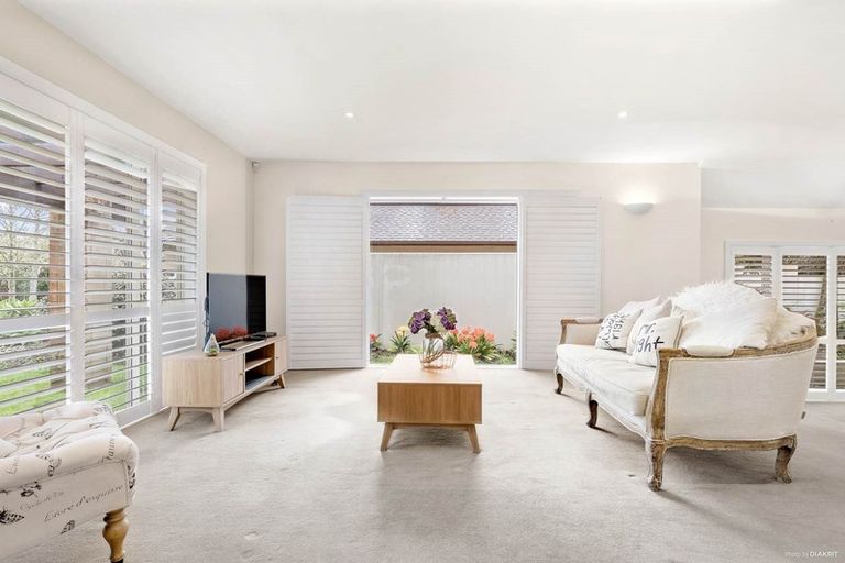 Photo of property in 76 Landing Drive, Albany, Auckland, 0632