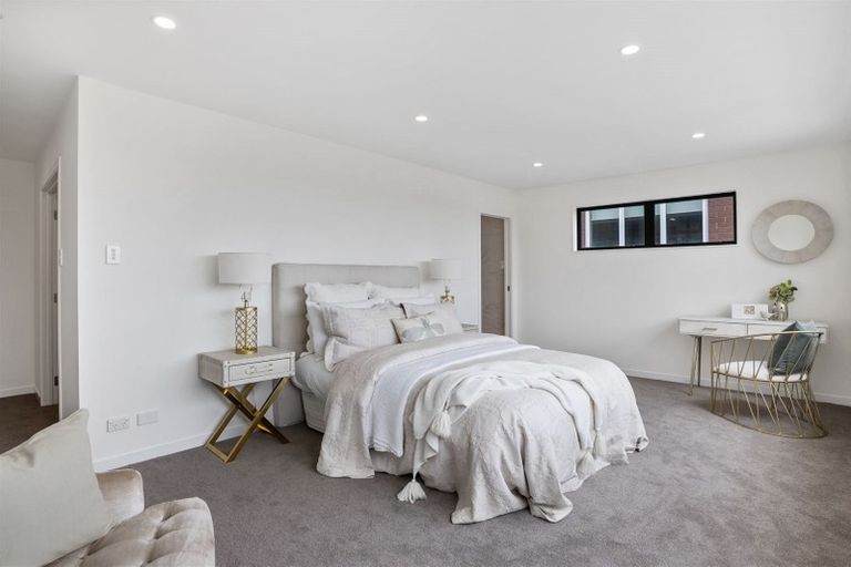 Photo of property in 4 Matahae Drive, Flat Bush, Auckland, 2019