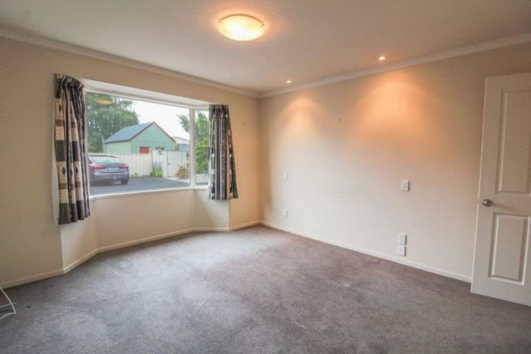 Photo of property in 4/4 Reid Avenue, Mosgiel, 9024