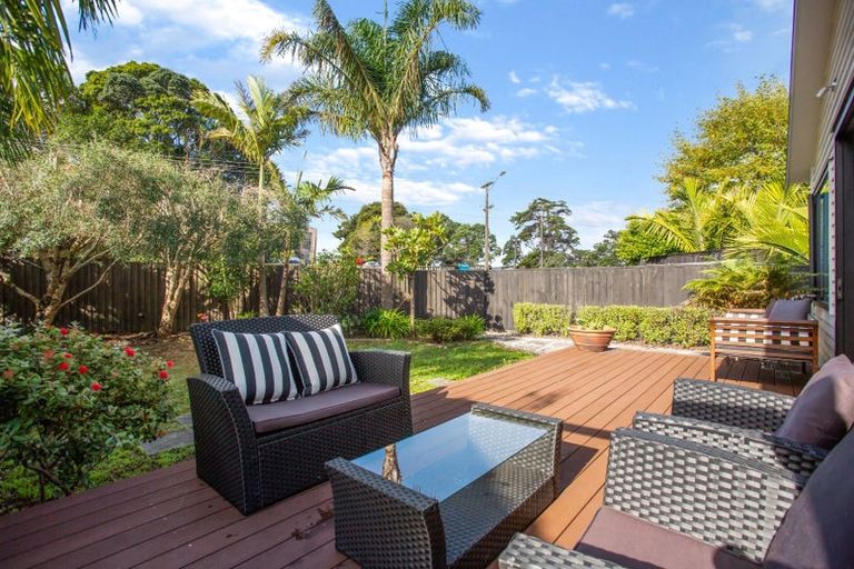 Photo of property in 1f Eversleigh Road, Belmont, Auckland, 0622