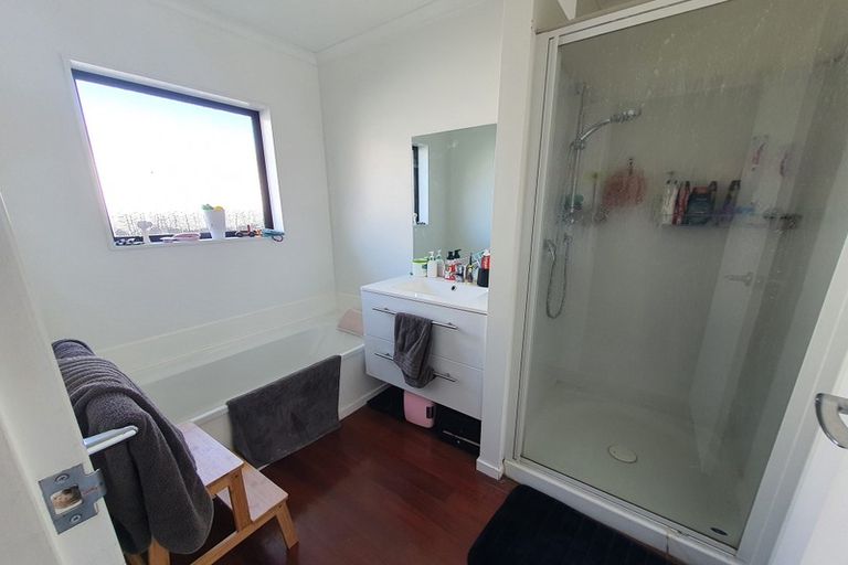 Photo of property in 364a Cambridge Terrace, Naenae, Lower Hutt, 5011