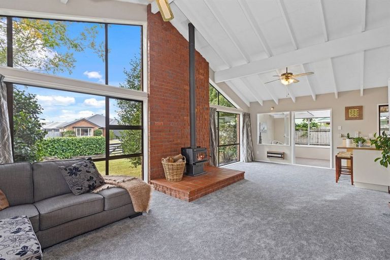 Photo of property in 21 Rushmore Drive, Belfast, Christchurch, 8051